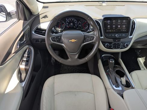 Used 2019 Chevrolet Malibu Premier w/ Sun and Wheel Package FWD image 30