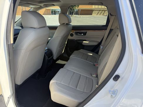 Used 2017 Honda CR-V Touring image 25