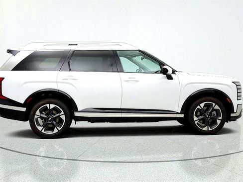Used 2026 Hyundai Palisade Limited AWD/4WD image 4