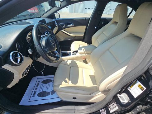 Used 2018 Mercedes-Benz CLA 250 4MATIC image 4