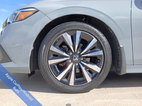 Used 2023 Honda Civic EX image 5