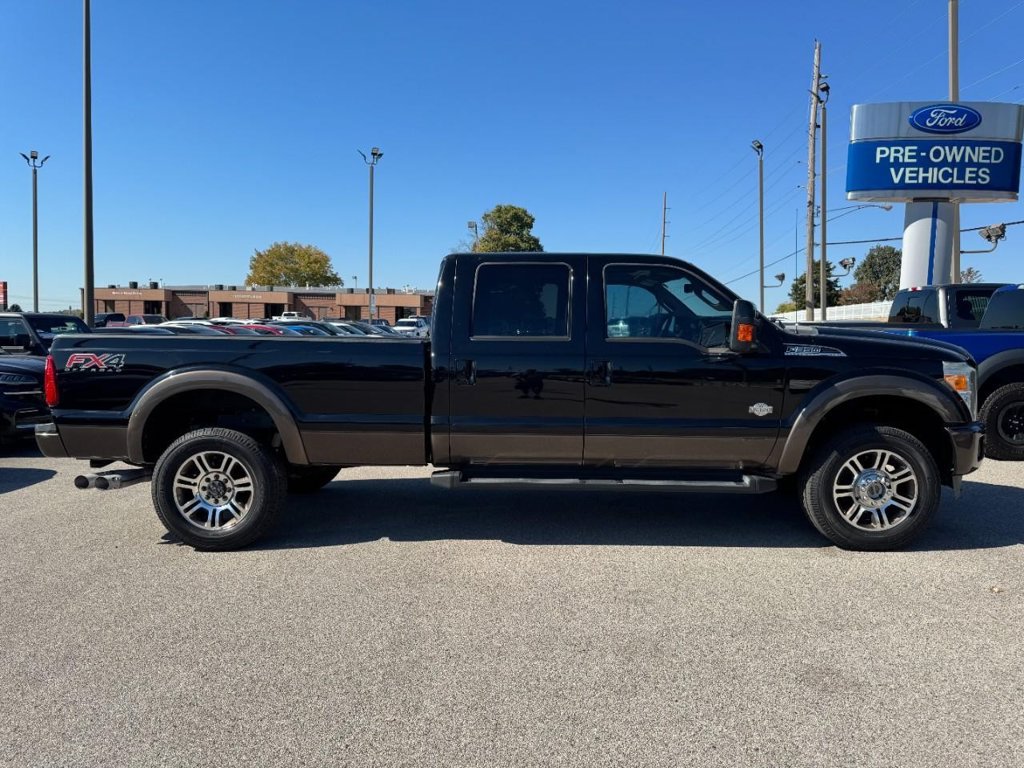 Used 2016 Ford F350 King Ranch w/ FX4 Off-Road Package AWD/4WD image 2