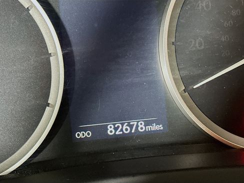 Used 2015 Lexus IS 350 AWD image 19