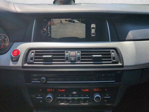 Used 2015 BMW M5 RWD image 14