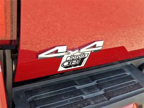 Certified 2025 Toyota Tacoma SR5 image 29