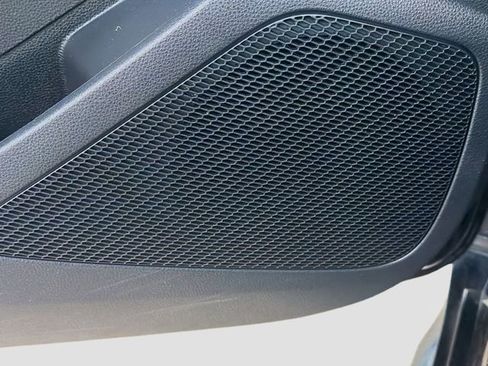 Used 2024 Toyota Corolla LE image 21