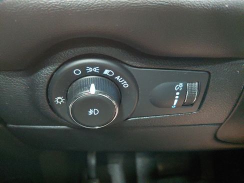 Used 2022 Dodge Durango GT AWD/4WD image 42