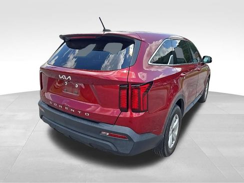 Used 2022 Kia Sorento LX FWD image 13