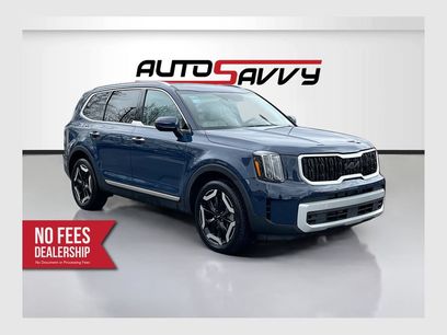Used 2023 Kia Telluride S w/ S Sunroof Package