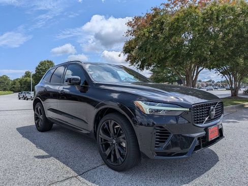 Used 2025 Volvo XC60 T8 Ultra w/ Climate Package AWD/4WD image 2
