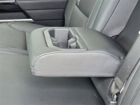 Used 2023 Toyota Tundra Limited image 11