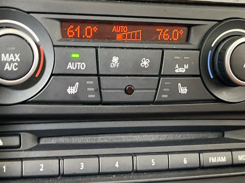 Used 2013 BMW M3 Convertible image 19