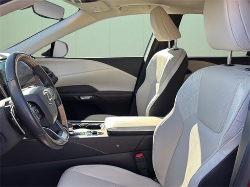 Used 2023 Lexus RX 350 Premium image 19