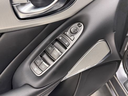 Used 2023 INFINITI Q50 Luxe w/ Cargo Package RWD image 11