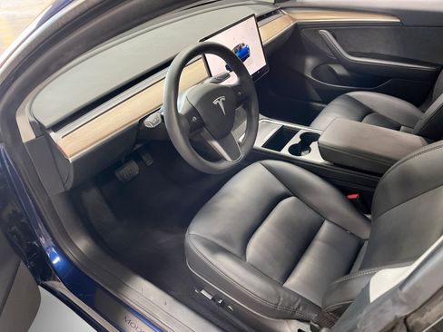 Certified 2023 Tesla Model 3 Standard Range RWD image 9