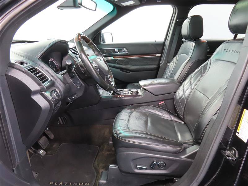 Used 2017 Ford Explorer Platinum AWD/4WD image 13