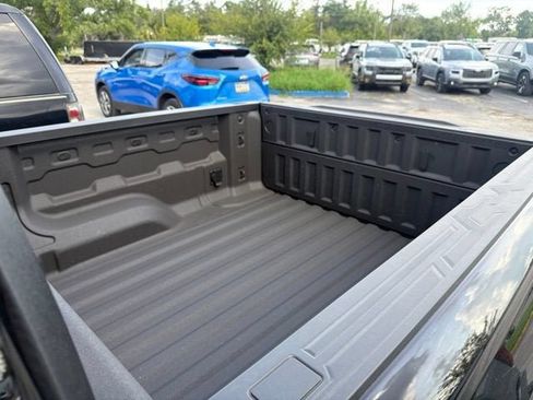 Used 2026 GMC Canyon Elevation w/ Convenience Package RWD image 8