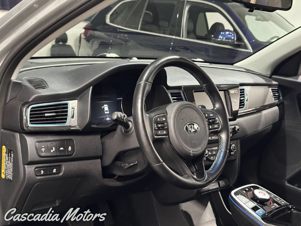 Used 2019 Kia Niro EX Premium w/ Cold Weather Package 1.0 FWD image 16