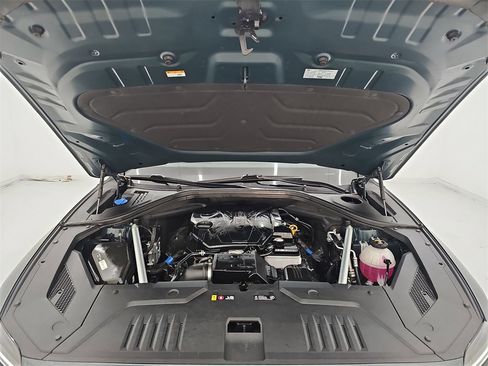 Used 2024 Genesis GV70 2.5T w/ Sport Prestige Package image 48