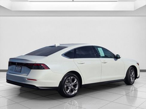 Certified 2023 Honda Accord EX image 5