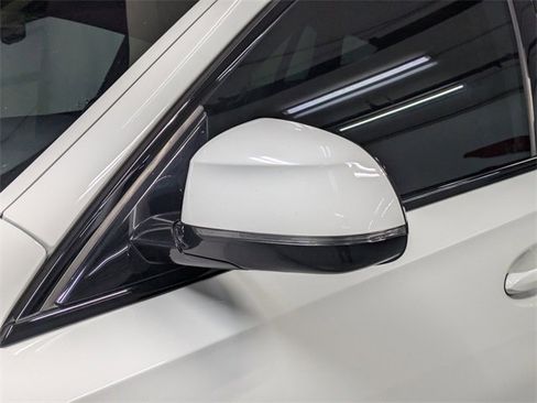 Used 2021 BMW X6 xDrive40i w/ M Sport Package image 13