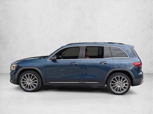 Used 2022 Mercedes-Benz GLB 250 4MATIC image 8
