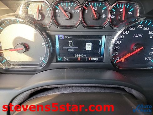 Used 2020 Chevrolet Suburban LT image 19