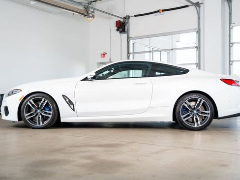Used 2022 BMW 840i Coupe w/ Driving Assistance Package RWD image 17