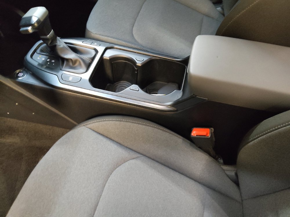 Used 2025 Kia K4 FWD image 26
