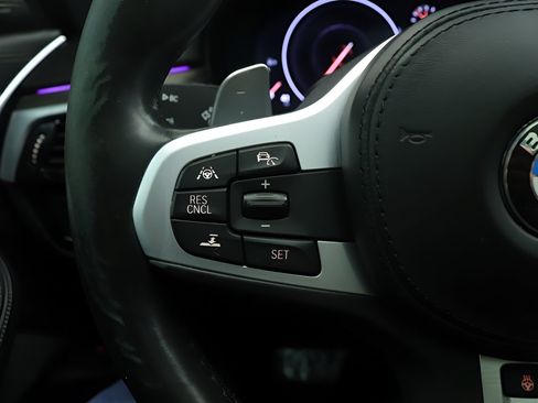 Used 2019 BMW M550i xDrive w/ Dynamic Handling Package AWD/4WD image 10