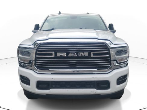 Used 2023 RAM 2500 Laramie AWD/4WD image 2