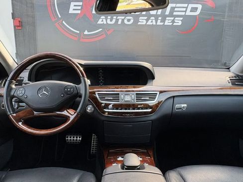 Used 2013 Mercedes-Benz S 550 4MATIC image 24