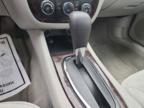 Used 2013 Chevrolet Impala LS image 21