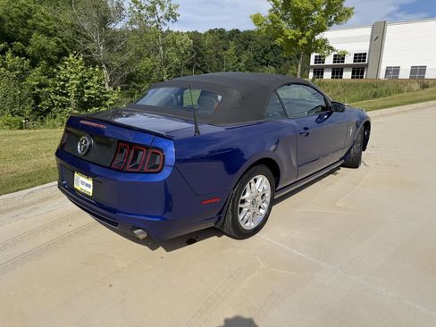 Used 2014 Ford Mustang Premium w/ Equipment Group 202A RWD image 4