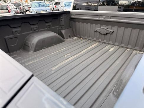 Used 2024 Chevrolet Silverado 1500 LT Trail Boss w/ Convenience Package II image 31