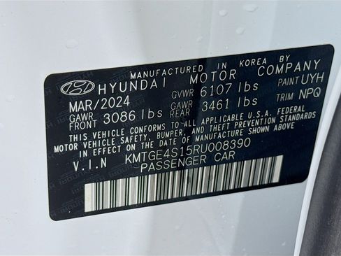 Used 2024 Genesis G80 w/ Prestige Package image 40