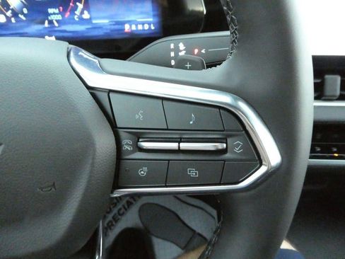 New 2027 Chevrolet Equinox LT w/ Midnight Edition AWD/4WD image 20