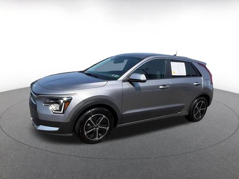 Used 2026 Kia Niro LX FWD image 7