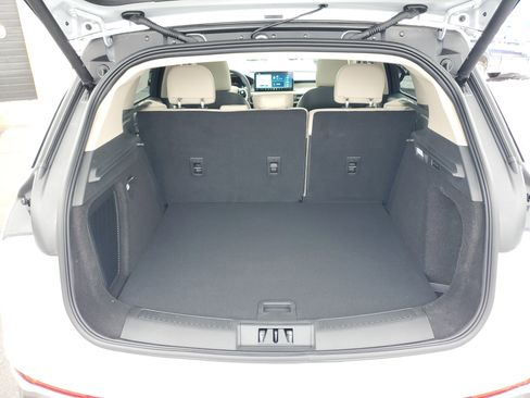 New 2026 Lincoln Corsair Premiere image 29