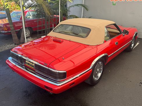 Used 1996 Jaguar XJS 4.0 Convertible RWD image 13