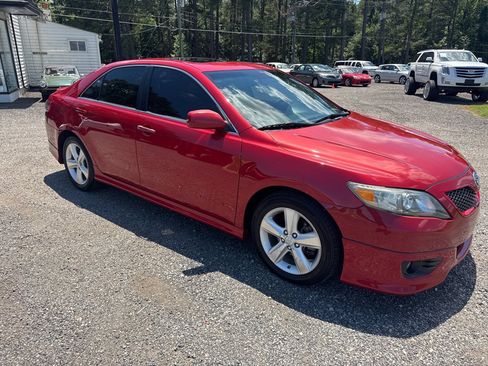Used 2011 Toyota Camry SE w/ SE/XLE Extra-Value Pkg FWD image 17