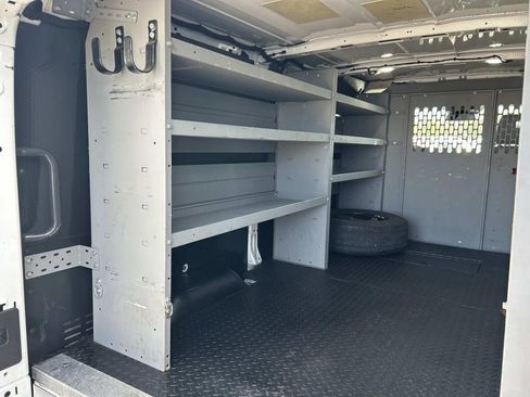 Used 2019 Ford Transit 150 130 Low Roof RWD image 16