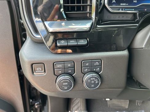 Used 2023 Chevrolet Silverado 1500 LTZ w/ Technology Package AWD/4WD image 22