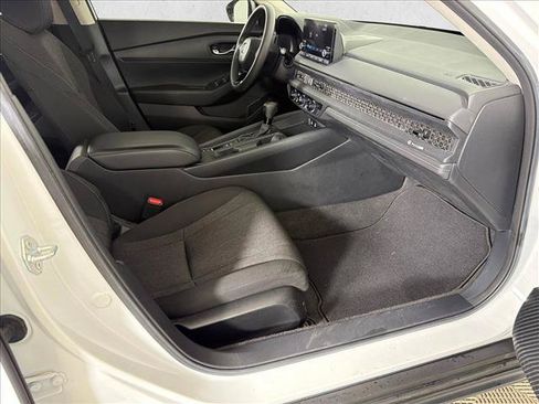 Used 2023 Honda Accord LX image 13