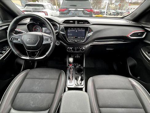 Used 2023 Chevrolet TrailBlazer RS w/ Technology Package image 21