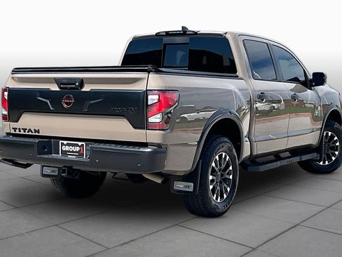 Used 2023 Nissan Titan PRO-4X w/ Pro-4x Convenience Package AWD/4WD image 13