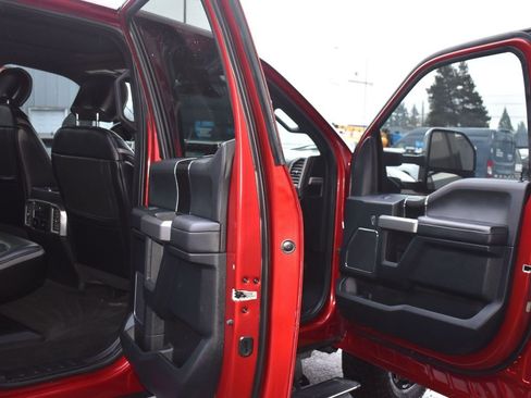 Used 2018 Ford F350 Platinum w/ Platinum Ultimate Package image 14