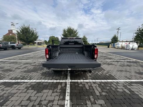 New 2025 GMC Sierra 2500 SLE w/ SLE Value Package; image 42