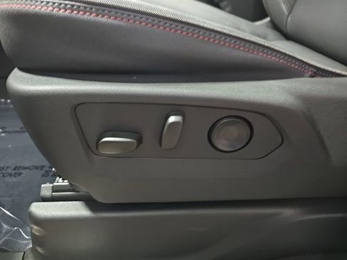 New 2026 Chevrolet Suburban RST AWD/4WD image 31