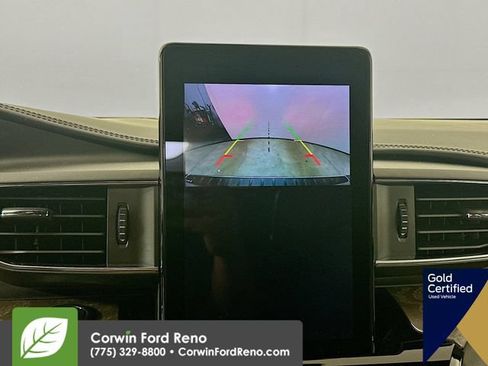 Used 2024 Ford Explorer Platinum w/ Technology Package AWD/4WD image 18